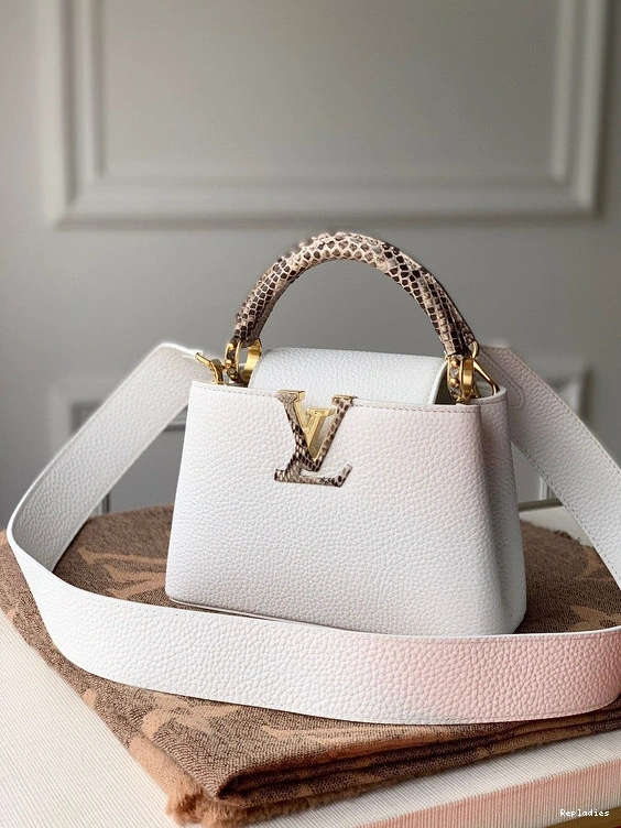 Rep ladies LOUIS CAPUCINES VUITTON MINI 0819